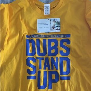 Dubs stand up t shirt size men xl