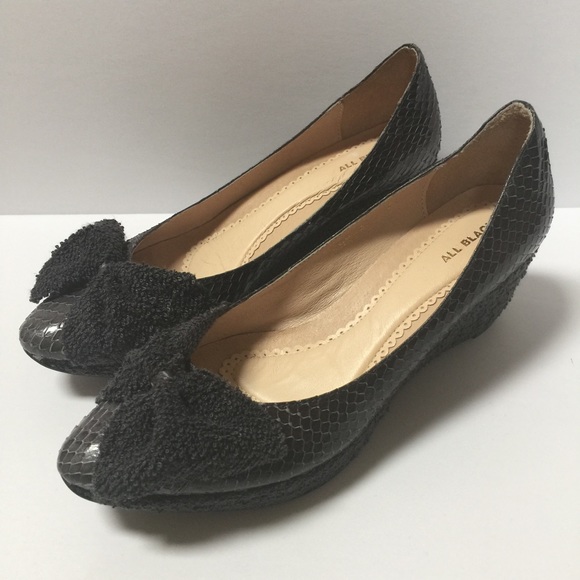 ALL BLACK Anthropologie Terry Cloth Bow Wedge Heel - Picture 1 of 8