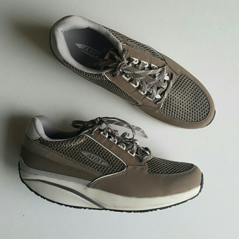 MBT SNEAKERS SIZE 9.5