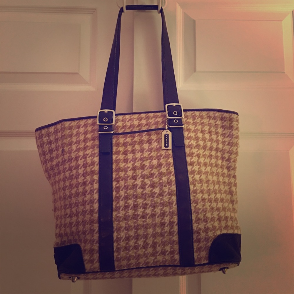 Vintage coach houndstooth school bag 💼