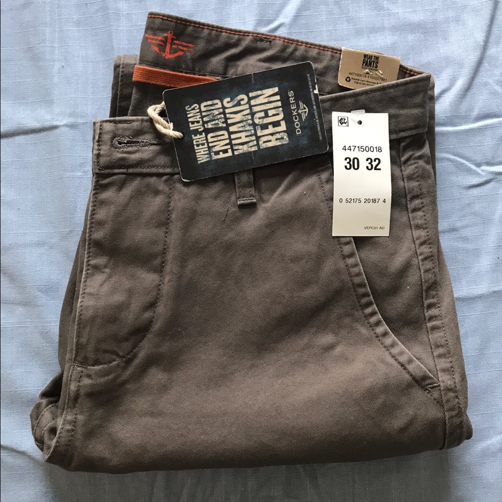 Men's Dockers Chino - brand new