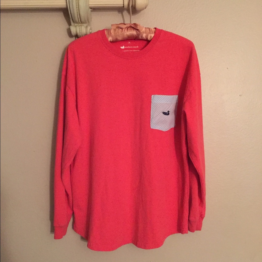 Long sleeve t-shirt