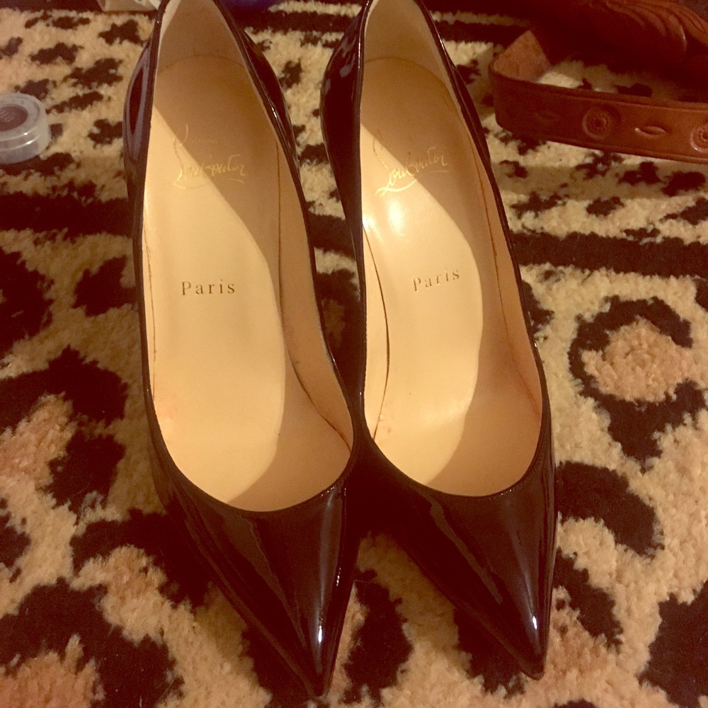 Pigalle Follies Worn once LOUBOUTINS