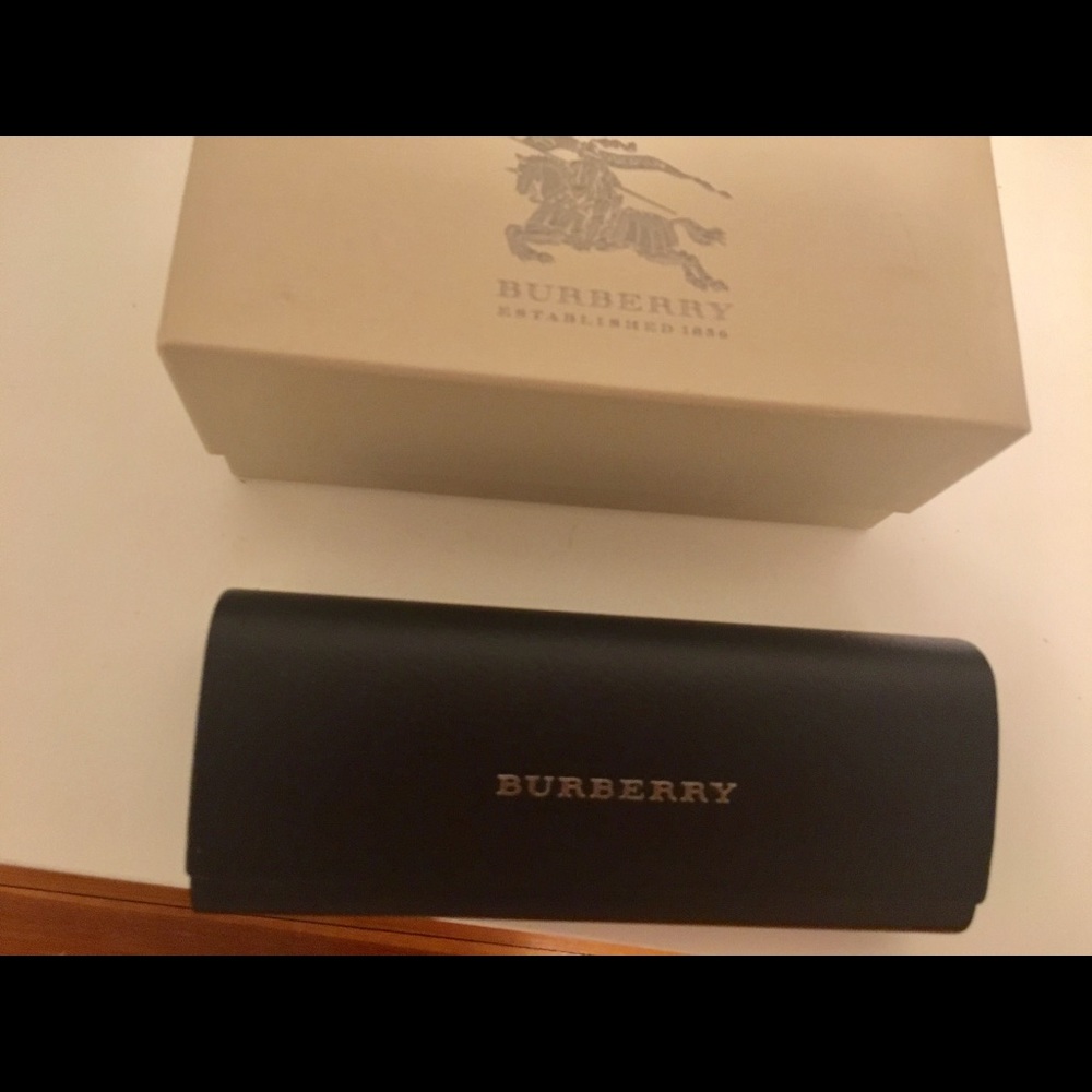 Burberry sunglasses case in original box