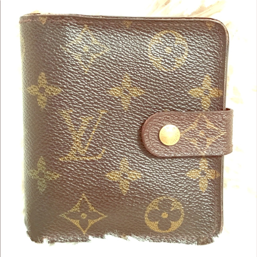 Louis Vuitton Monogram Compact Wallet