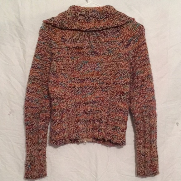 Colorful Sweater!! - Picture 3 of 3