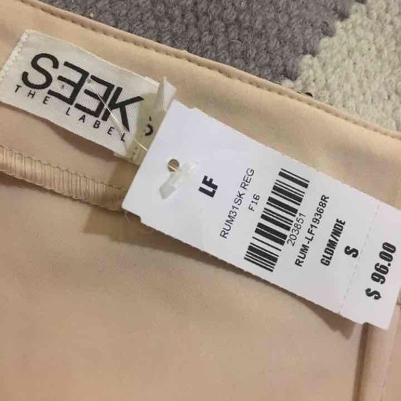 NWT LF sequin skirt - Picture 4 of 4