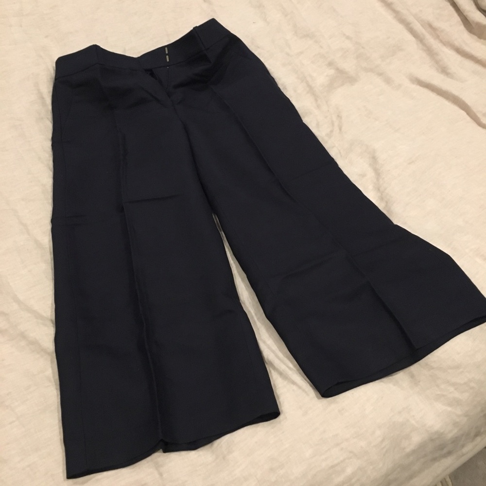 NWT Dark Navy (almost Black) Loft Culotte Pants