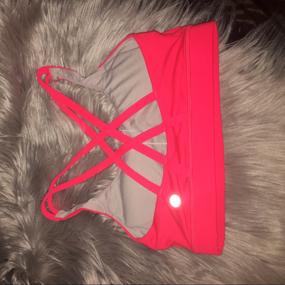 NEON LULULEMON SPORTS BRA !!