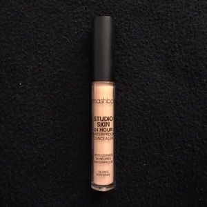 NEW Smashbox Studio Skin Waterproof Concealer