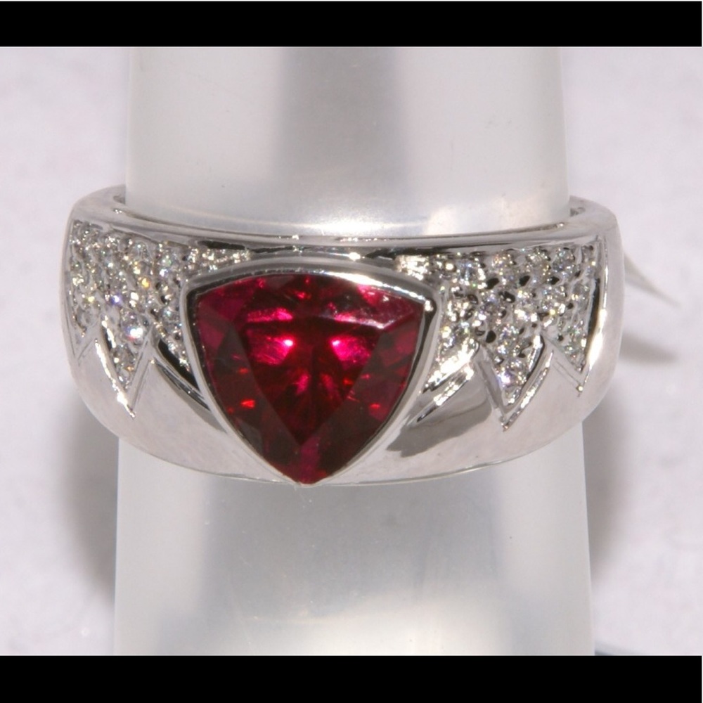CLOSEOUT /  Oravo Hybrid JULY Ruby CZ Trillion Cut Ring / Sz 7