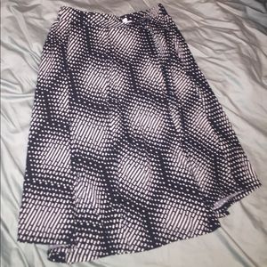 Medium Madison - LuLaRoe - black and white