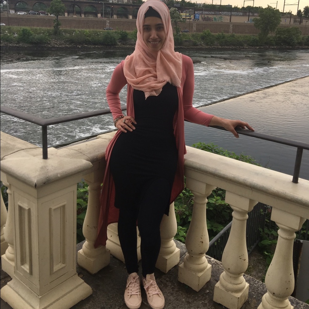 Meet your Posher, Amal