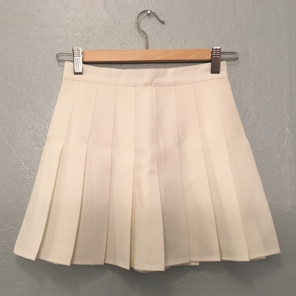 AMERICAN APPAREL WHITE TENNIS SKIRT 🚨ONE DAY SALE