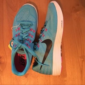 Nike Lunar Tempo 2- Women