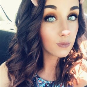 Meet your Posher, Breanna