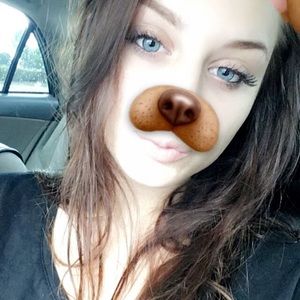 Meet your Posher, Ciera