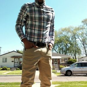 Meet your Posher, Derrick