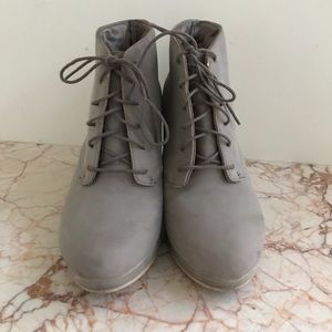 H&M platform boots, size US 5, EUR 36