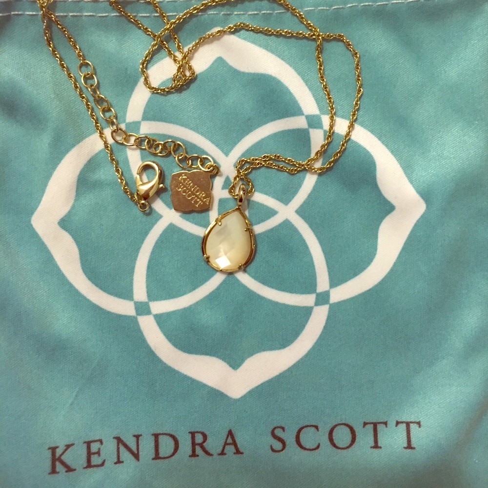 White Pendant Necklace