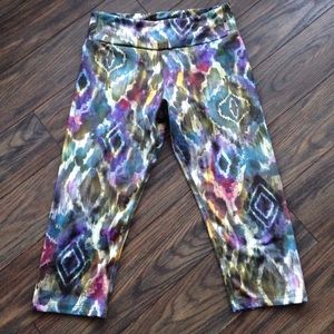 KOS USA funky workout capris