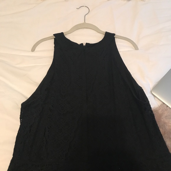 High neck dress - Picture 3 of 3