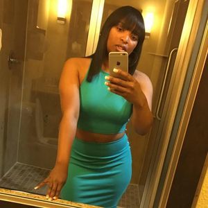 Meet your Posher, Lay