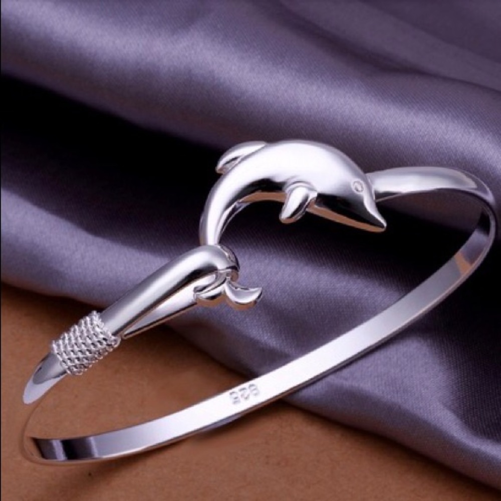 Dolphin silver bangle