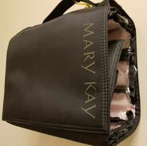 Like new Mary Kay Roll up Bag