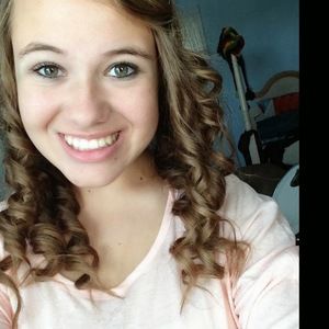 Meet your Posher, Rebecca