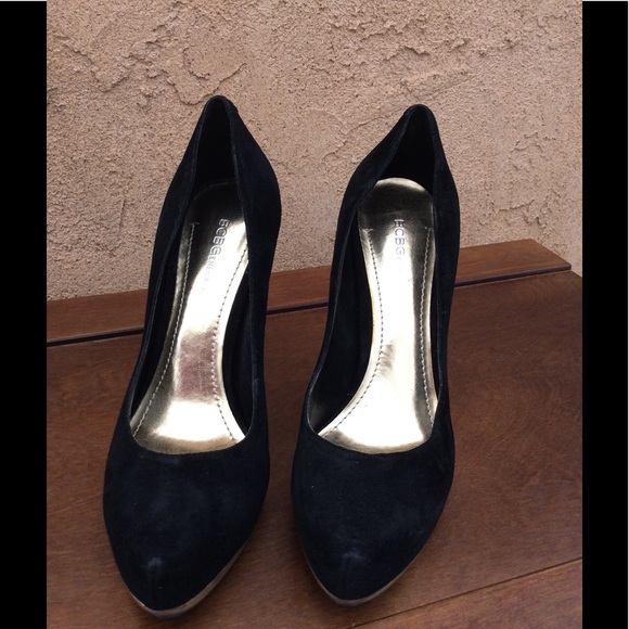 BCBGENERATION BLACK HEELS WITH GOLD TOE. NO BOX - Picture 3 of 5
