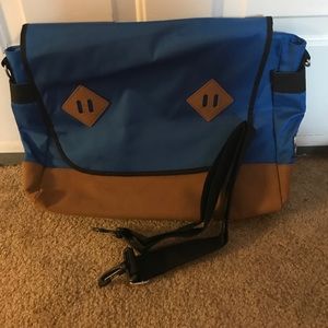 Men messages bag