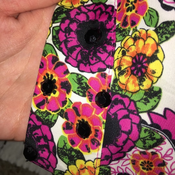 Beautiful Rampage Blouse - Picture 2 of 2