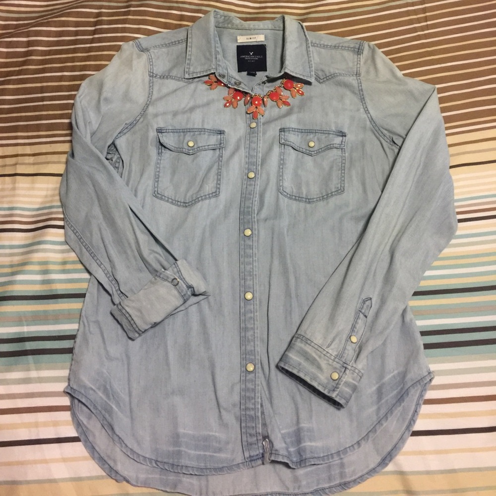 American Eagle chambray shirt