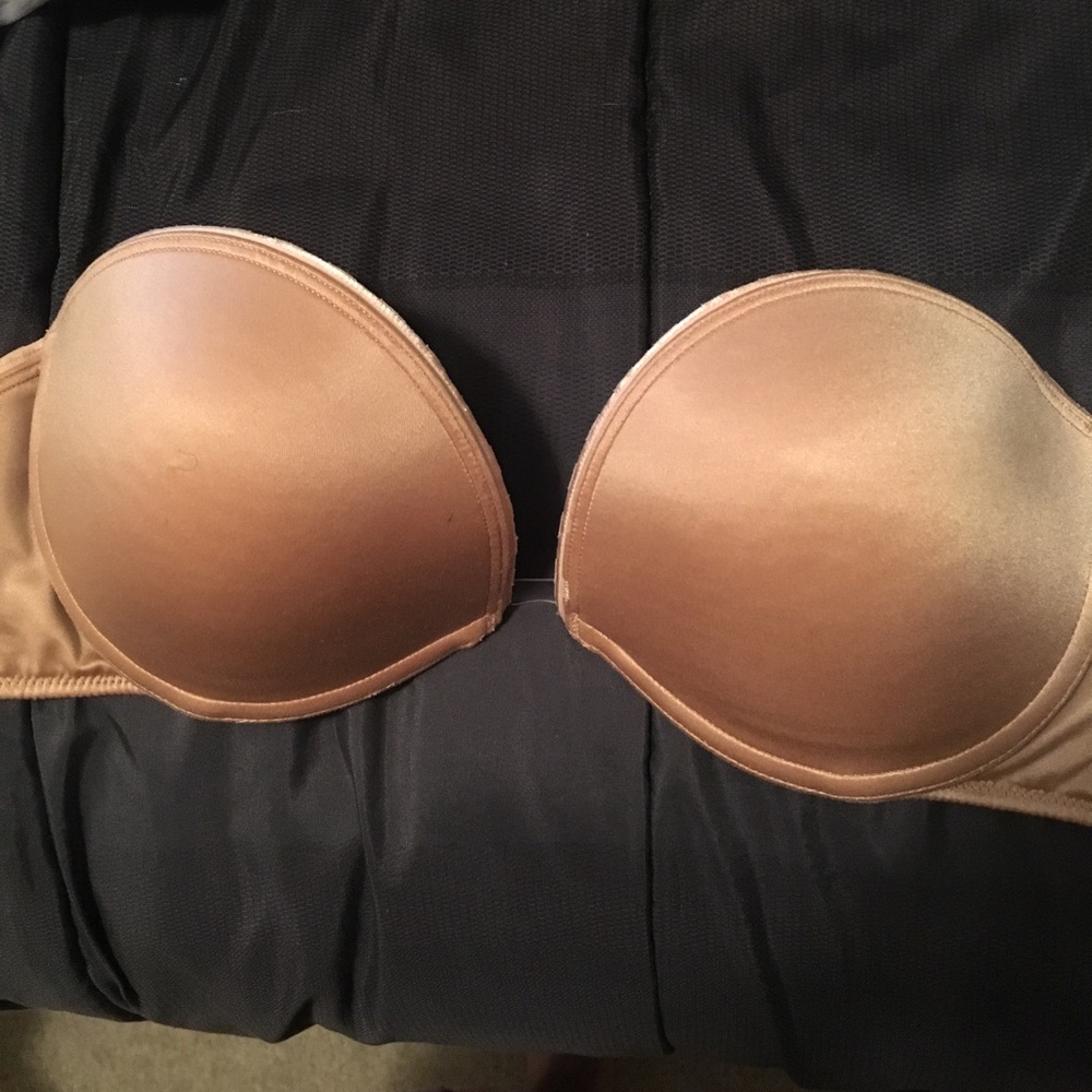 VS 34D Strapless Bra