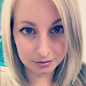 Meet your Posher, Jillian