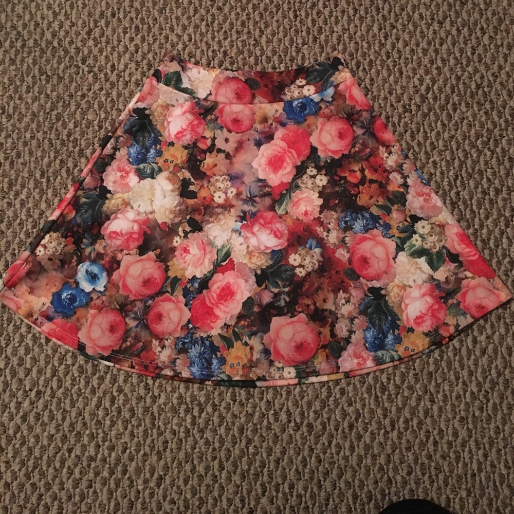 High Waisted Floral Skirt
