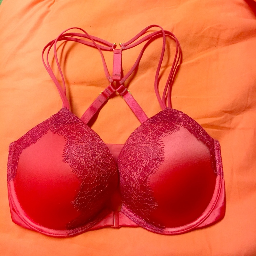 32DD Victoria's Secret Very Sexy Push-Up Racerback