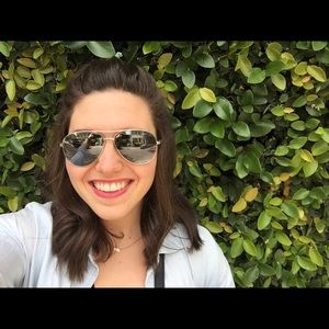 Meet your Posher, Amanda