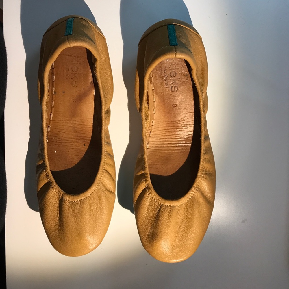 Neutral Color Turks