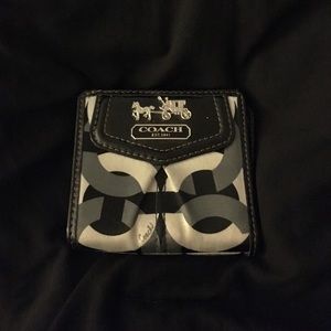 COACH modern C small wallet