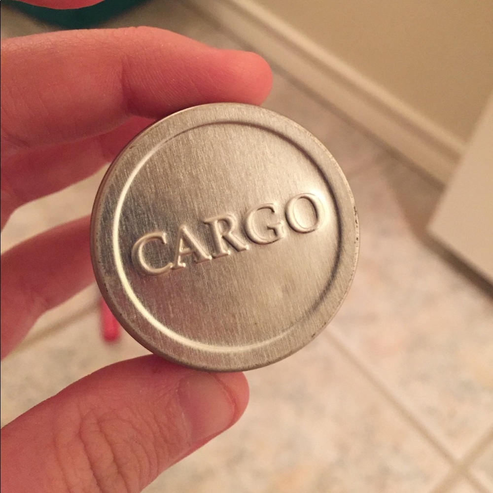 Cargo blush