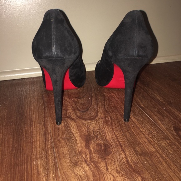 Christian Louboutin suede pumps - Picture 2 of 7