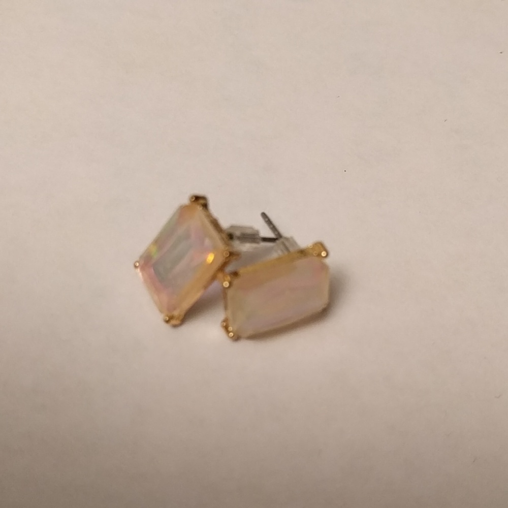 Earring Bundle - Picture 6 of 6