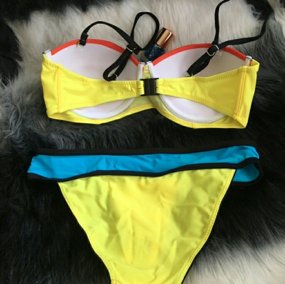 Yellow blue bikini swimsuit set two pieces NWT - Picture 3 of 3