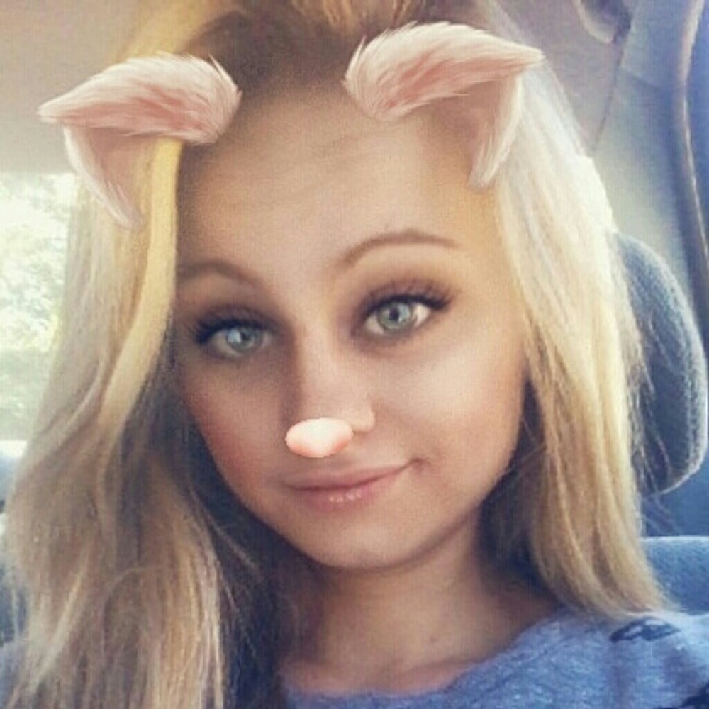 Meet your Posher, Lacy