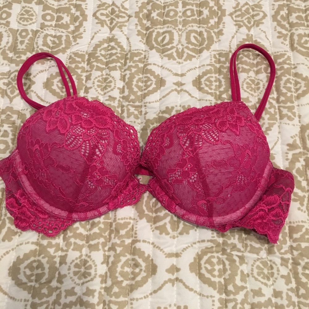 Victoria Secret Very Sexy push-up bra