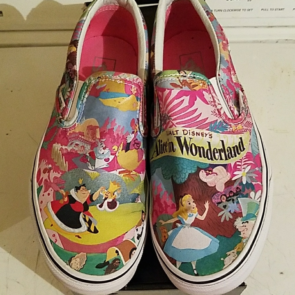 Disney Vans/ Alice in Wonderland