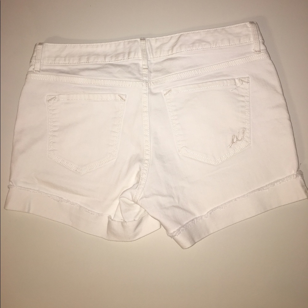 EXPRESS - Picture 2 of 2