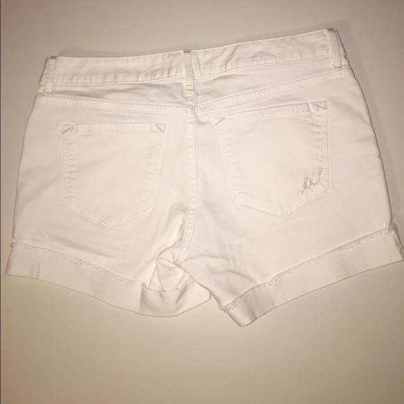 EXPRESS - Picture 2 of 2